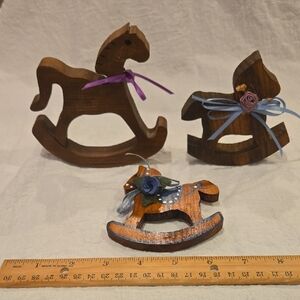Wooden Rocking Horse Set with Decorative Ribbons 1 A Magnet (Set Of 3)